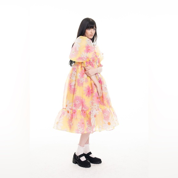 💫NWT💫Selkie French Puff Midi Dress Goldie Yellow Pink Daisy Floral Print L - Picture 11 of 11
